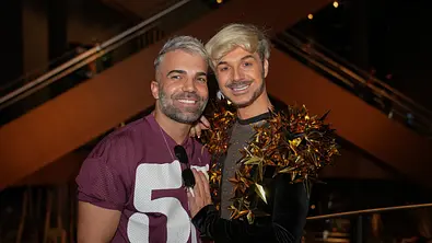 Sam und Rafi glücklich auf einer Veranstaltung. - Foto: Imago/Bobo