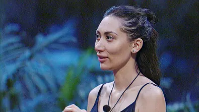 Samira im Dschungelcamp - Foto: RTL