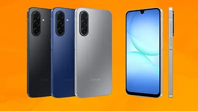 Das neue Samsung Galaxy A17 in verschiedenen Farbvarianten vor orangenem Hintergrund - Foto: Amazon/PR