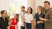 Die „Sat.1-Frühstücksfernsehen“-Moderatoren Matthias Killing; Alina Merkau; Daniel Boschmann; Marlene Lufen; Karen Heinrichs; Christian Wackert. - Foto: © SAT.1 Die „Sat.1-Frühstücksfernsehen“-Moderatoren Matthias Killing; Alina Merkau; Daniel Boschmann; Marlene Lufen; Karen Heinrichs; Christian Wackert. - Foto: © SAT.1