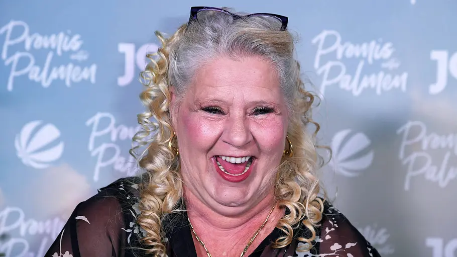 Silvia Wollny Silvia Wollny auf dem roten Teppich von „Promis unter Palmen“.