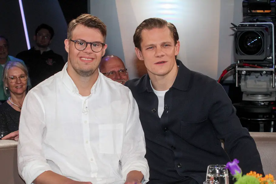Simon Rupp und Max von der Groeben Simon Rupp und Max von der Groeben zu Gast bei der NDR Talk Show am 28.08.2026 in Hamburg