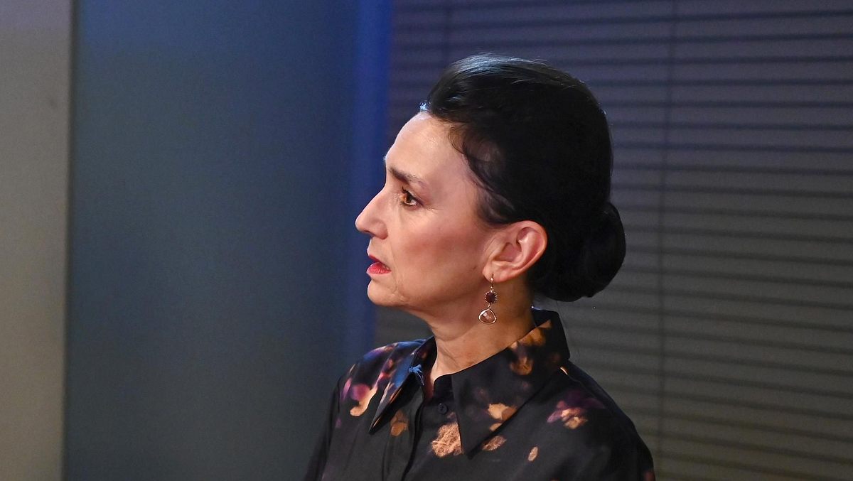AWZ: Simone mit einem erschütternden Gesichtsausdruck