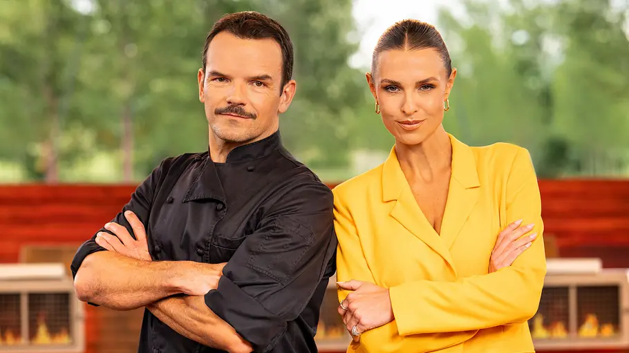 Sind keine Fans voneinander: Steffen Henssler und Laura Wontorra. Steffen Henssler und Laura Wontorra Rücken und Rücken.