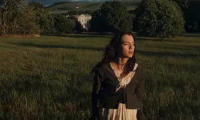 Esmé Creed-Miles als Marianne Dashwood in „Sinn und Sinnlichkeit“. - Foto: Focus Features LLC Esmé Creed-Miles als Marianne Dashwood in „Sinn und Sinnlichkeit“. - Foto: Focus Features LLC