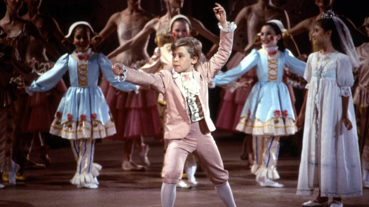 George Balanchine's Der Nussknacker George Balanchine's Der Nussknacker
