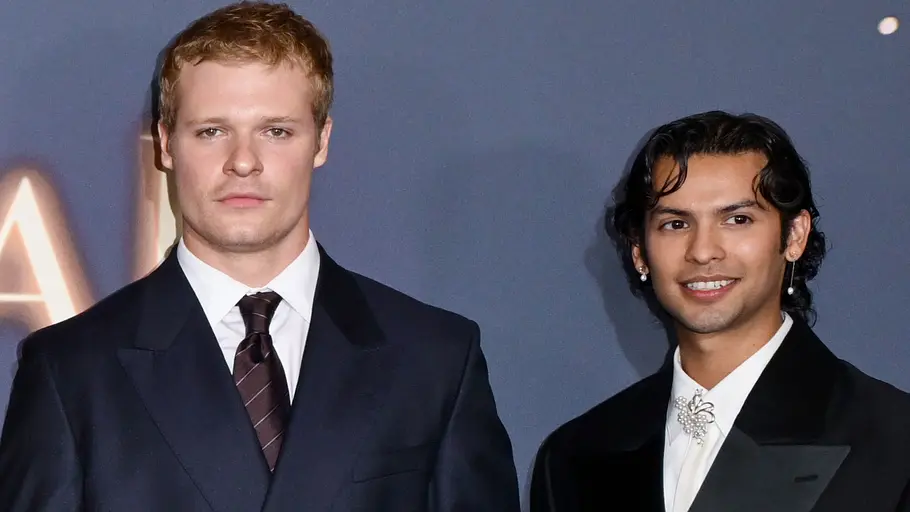 Solly McLeod und Xolo Maridueña Solly McLeod und Xolo Maridueña bei der Europa-Premiere von „Practical Magic 2 – Zauberhafte Schwestern“.