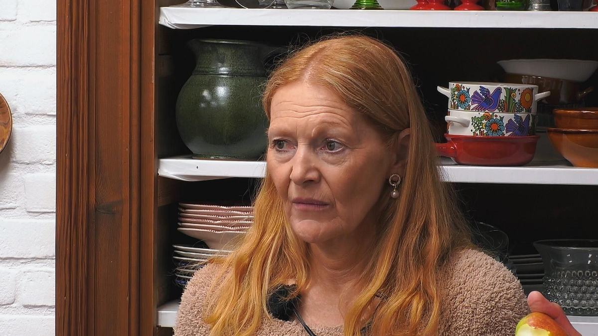 In Folge 2 müssen Manni & Andrea das Sommerhaus der Normalos verlassen