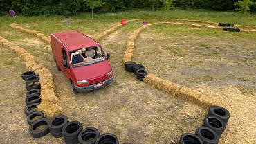 „Das Sommerhaus der Stars“: Autospiel - Foto: RTL+