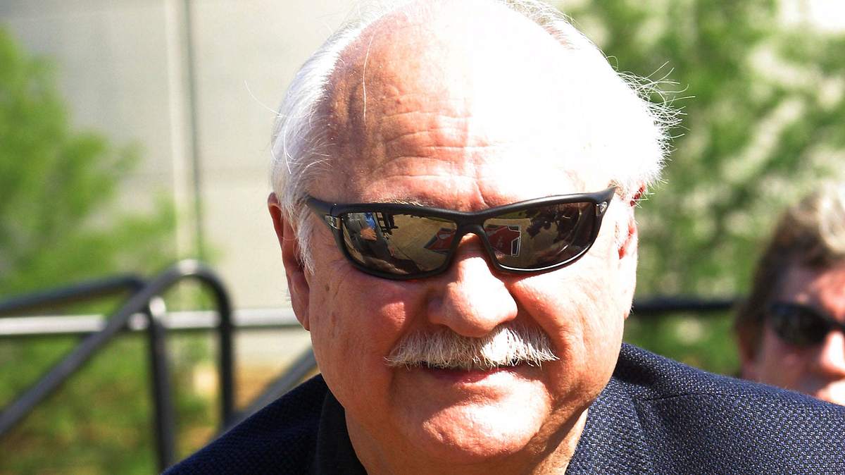 Sonny Curtis bei seiner Aufnahme in die Music City Hall of Fame im Jahr 2007.