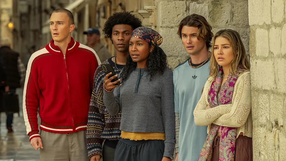 Staffel 5 von „Outer Banks“ Drew Starkey als Rafe, Jonathan Daviss als Pope, Carlacia Grant als Cleo, Chase Stokes als John B, Madelyn Cline als Sarah Cameron „Outer Banks“.