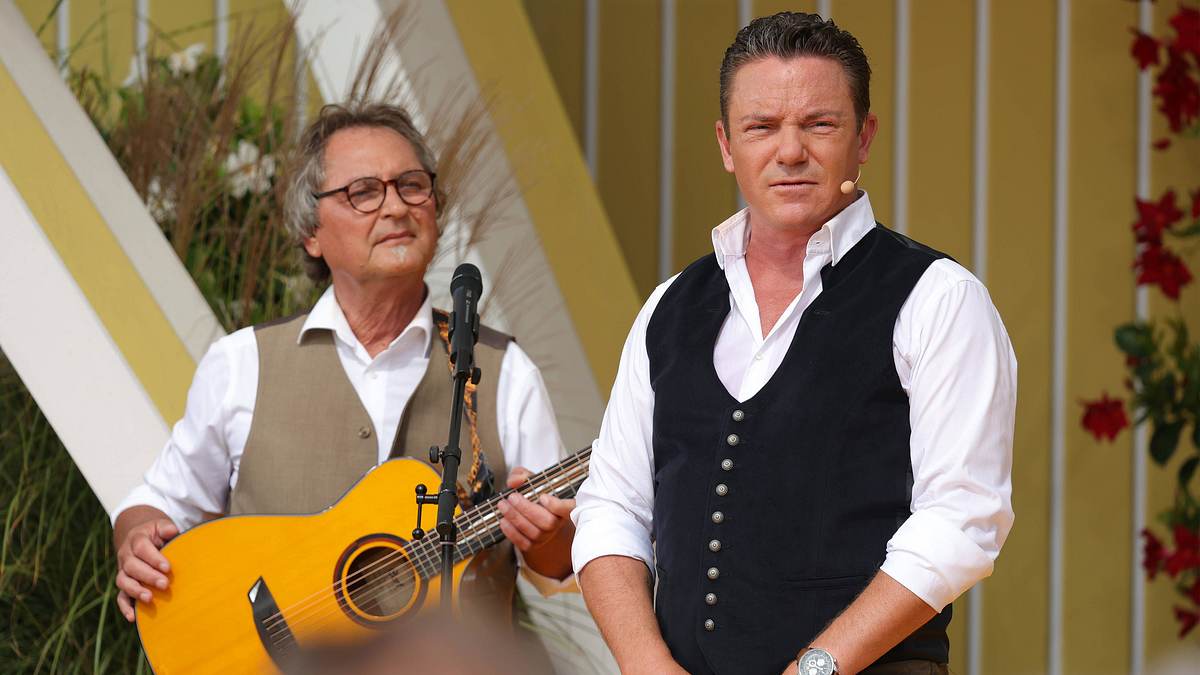 Stefan Mross mit Ulli Luginger, der Vater seiner Freundin Eva.