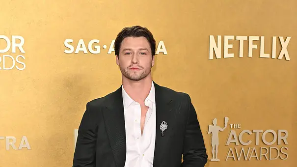 Stephen Kalyn bei der 32. Verleihung der Actor Awards, die am 1. März 2026 im Shrine Auditorium in Los Angeles stattfand - Foto: IMAGO
