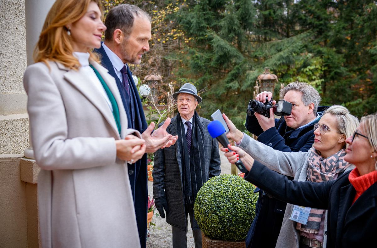 Sturm der Liebe Alexandra, Markus und Werner werden von Reportern belagert!