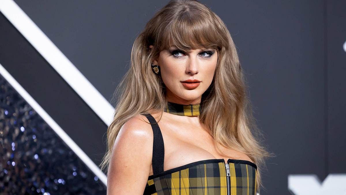 Taylor Swift Die Sängerin Taylor Swift auf dem Roten Teppich bei den MTV Video Music Awards 2024.