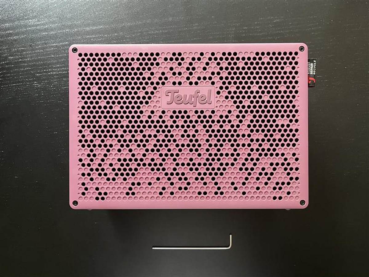 Teufel MYND und ein 2,5 mm Sechskantschlüssel.