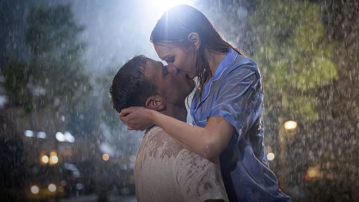 „The Couple Next Door“: Serie mit „Outlanders“ Sam Heughans geht auf die 1! - Foto: STARZ / Channel 4