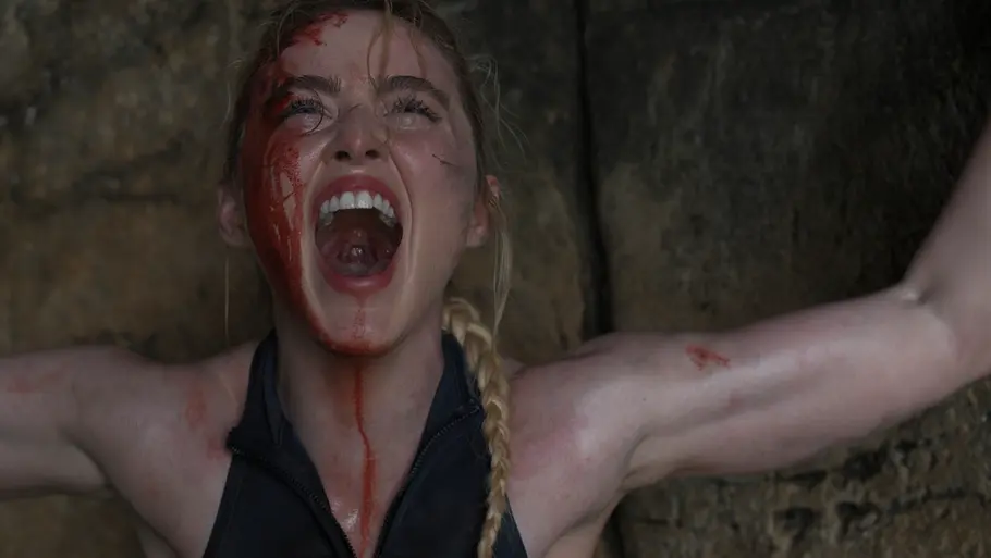 „The Devil's Mouth - Der Teufelsschlund“ Kathryn Newton als Sara im Horror-Thriller „The Devil's Mouth - Der Teufelsschlund“.
