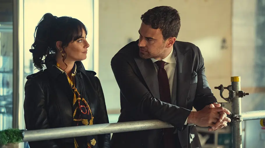 The Gentleman Staffel 2 Susie und Eddie in The Gentlemen Staffel 2 auf Netflix