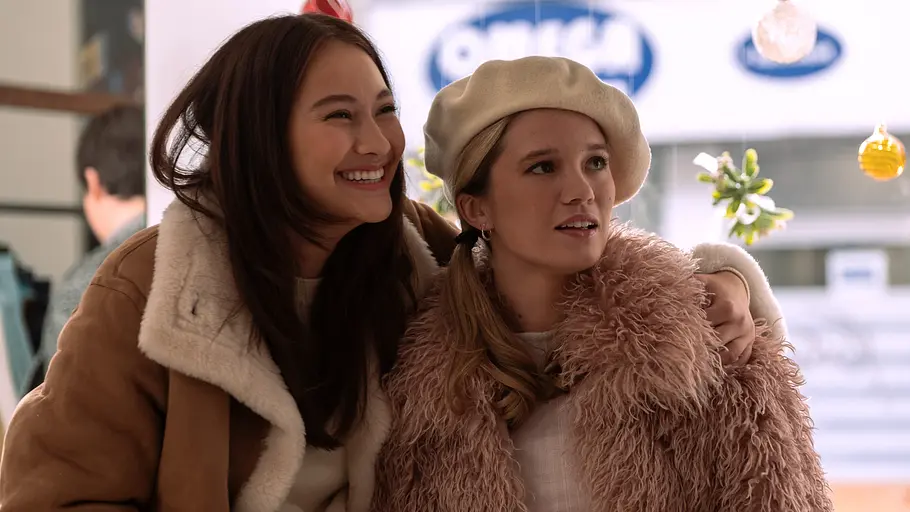 Belly und Taylor Belly und Taylor in Winterlooks in „The Summer I Turned Pretty“.