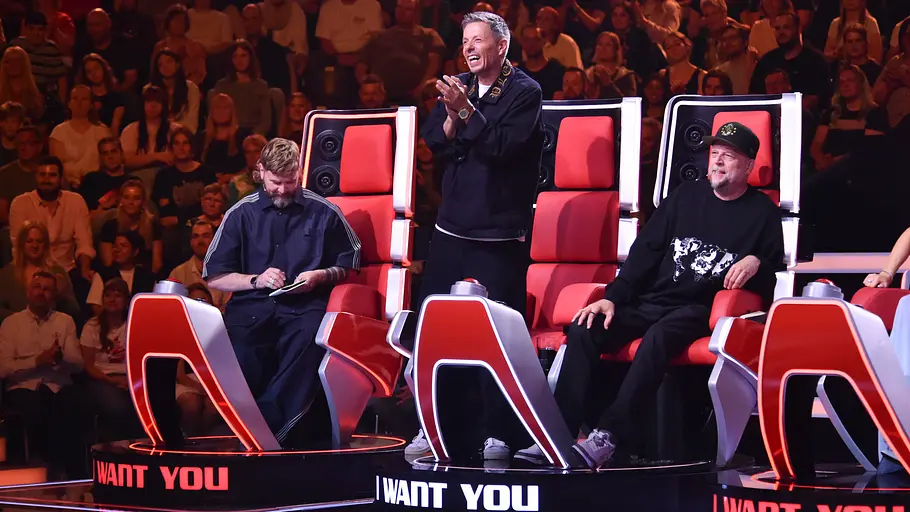 The Voice of Germany Nico und Rea Michi und Smudo jubeln bei The Voice of Germany im Jury-Sessel!