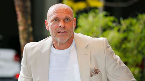 Thorsten Legat legt ein Geständnis ab. - Foto: IMAGO / Future Image