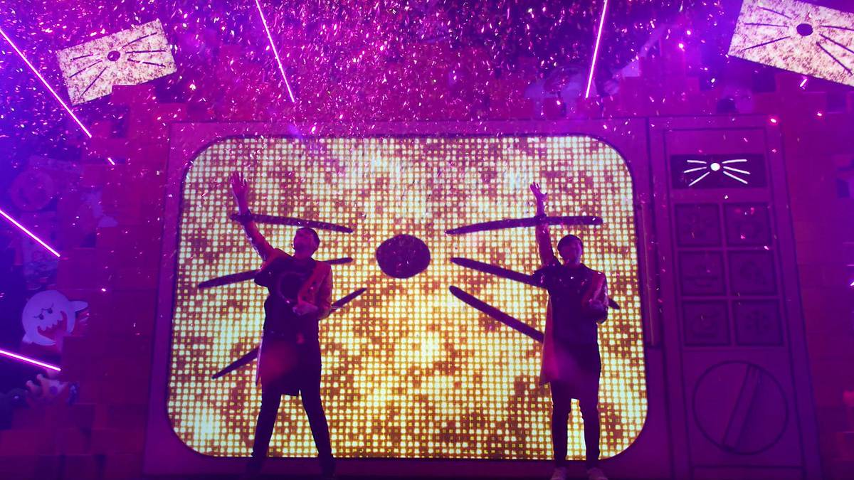 The Amazing Tour is Not on Fire The Amazing Tour is Not on Fire