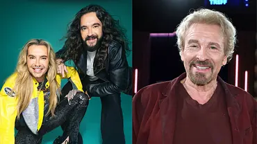 Tom und Bill Kaulitz sitzen nebeneinander auf einer roten Couch. Tom legt seinen linken Arm auf die rechte Schulter von Bill. Beide schauen in die Kamera. Rechts ist ein Bild von Thomas Gottschalk, er lächelt in die Kamera. - Foto: ZDF Rankin/Serviceplan München, IMAGO / Horst Galuschka