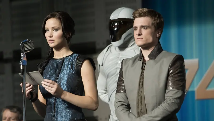 „Tribute von Panem“ Katniss Everdeen (Jennifer Lawrence) und Peeta Mellark (Josh Hutcherson) in „Catching Fire“.