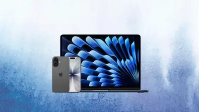 iPhone 17 und MacBook vor blau-weißen Hintergrund in Wellenoptik. - Foto: TV Movie
