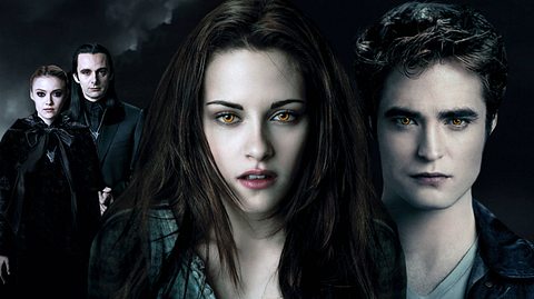 Filmposter zeigt die Vampire Bella (Kristen Stewart) und Edward (Robert Pattinson). - Foto: IMAGO / Ronald Grant