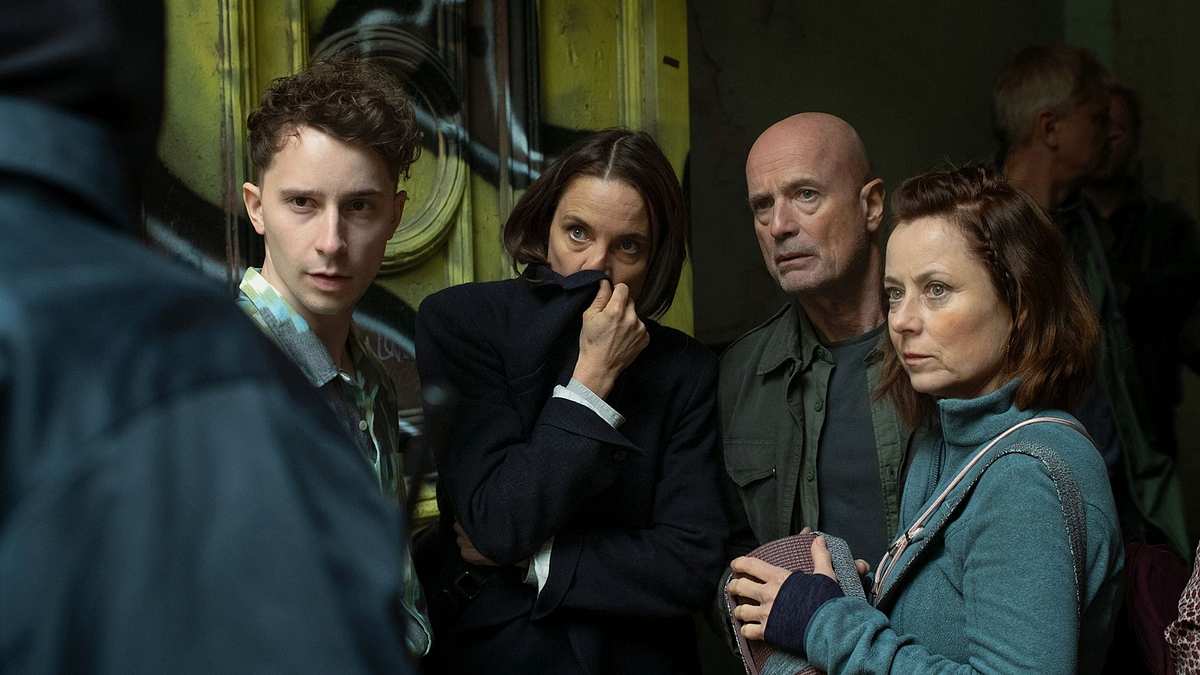 Black Box: Wem kannst du vertrauen? Black Box: Wem kannst du vertrauen?