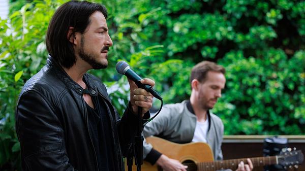 „Unter Uns“-Comeback: Kult-Star Mars kehrt in die Schillerallee zurück - aus diesem traurigen Grund - Foto: RTL / Sebastian Meyer