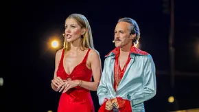 Victoria Swarovski und Michael Ostrowski moderieren das erste Halbfinale des ESC 2026. - Foto:  IMAGO / STEINSIEK.CH