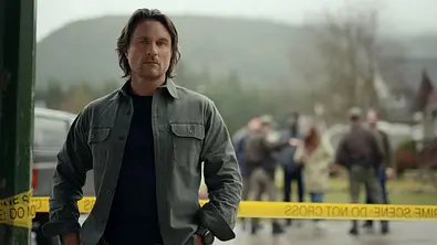 Martin Henderson als Jack Sheridan in Staffel 7 von „Virgin River“. - Foto: Netflix