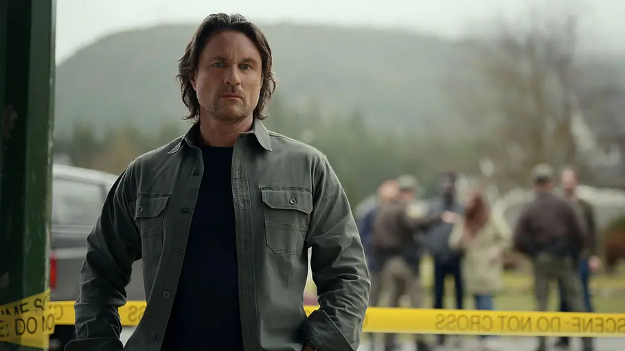 „Virgin River“ Staffel 7 Martin Henderson als Jack Sheridan in Staffel 7 von „Virgin River“.