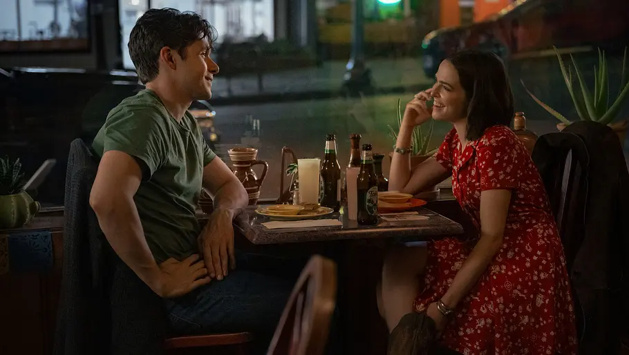 „Voicemails for Isabelle“ Wes (Nick Robinson) und Jill (Zoey Deutch) in „Voicemails for Isabelle“.
