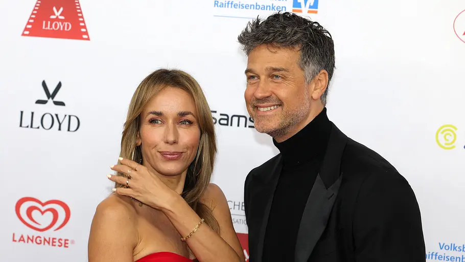 Wayne Carpedale mit Statement zur Ehe Wayne und Annemarie Carpedale auf dem roten Teppich beim 50. Deutschen Filmball