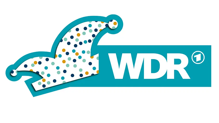 WDR-Urgestein hört nach über 40 Jahren auf Das weiße WDR-Logo steht auf türkisem Grund neben einer bunt gepunkteten Narrenkappe mit türkisem Rand.