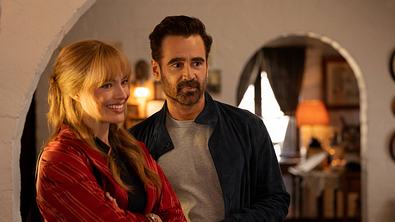 Margot und Collin schauen zur Seite! - Foto: Imago/ Cinema Publishers Collection