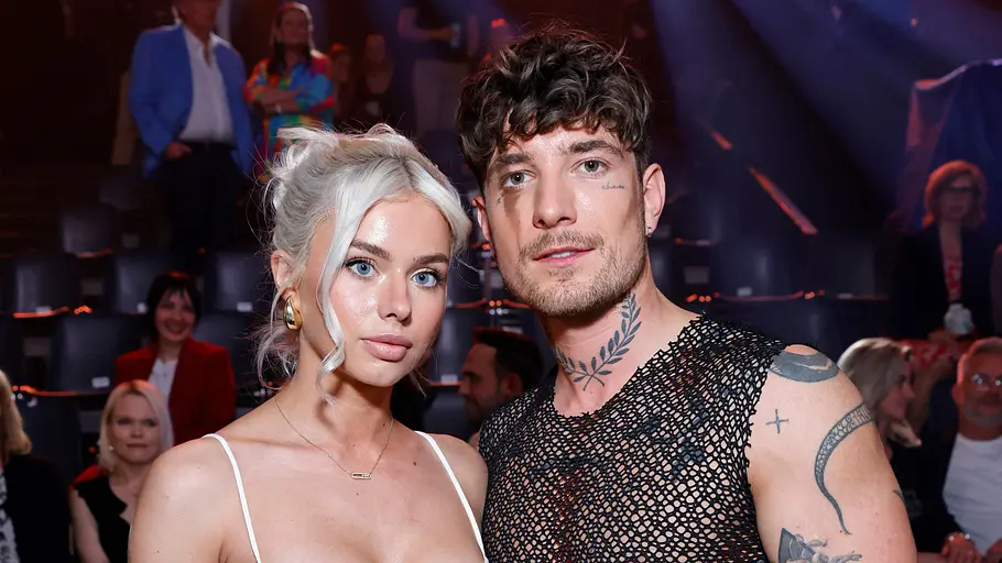 Willi Banner und Kim Schiele sind ein Paar Willi Banner und Kim Schiele posieren bei Let's Dance