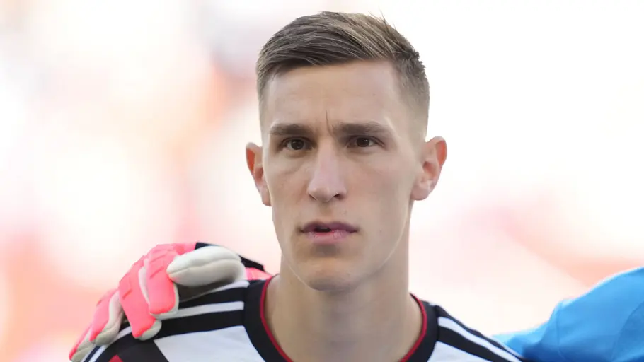 WM-Aus für Nico Schlotterbeck Nationalspieler Nico Schlotterbeck schaut ernst in die Kamera.