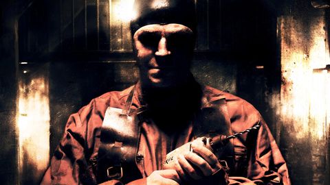 Plakatmotiv zum Film „Hostel 3“. Ein Mann mit Bohrmaschine in der Hand. - Foto: TMDB