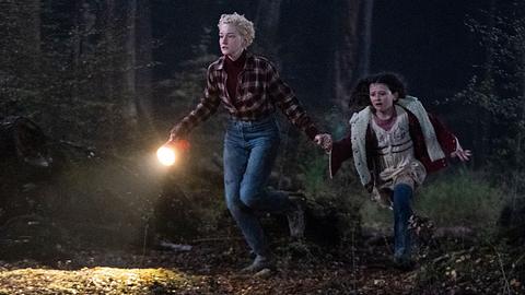 „Wolf Man“: „Inventing Anna”-Star Julia Garner über die Phasen der Trauerbewältigung | Interview - Foto: Universal Studios