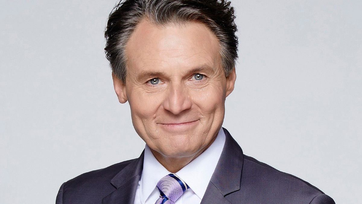 Wolfgang Bahro spielt seit 33 Jahren Jo Gerner bei GZSZ. Wolfgang Bahro, hier in Anzug und Krawatte, spielt seit 33 Jahren Jo Gerner bei GZSZ.