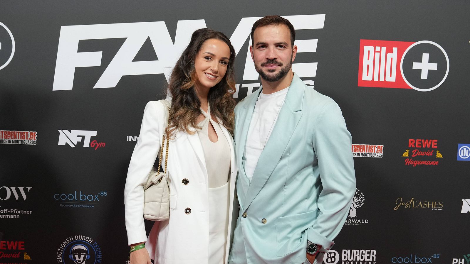 Yalangoch Samira Reddi