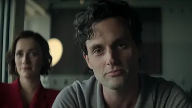 Joe Goldberg und seine Freundin Kate - Foto: © 2023 Netflix, Inc.